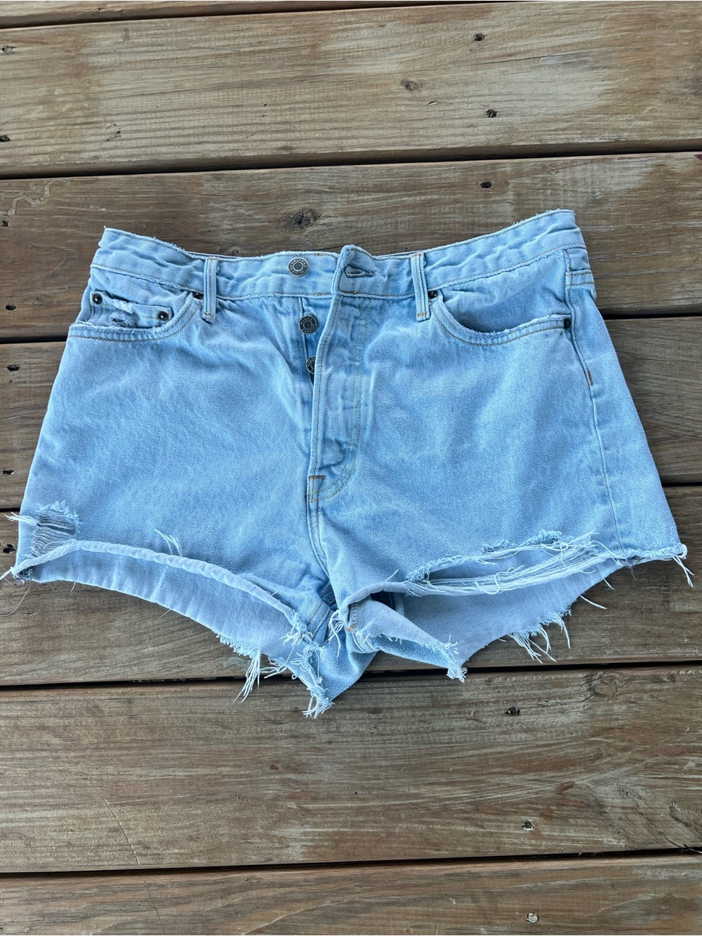 GRLFRND Helena High Rise Cut-Off Shorts Size 28 Light Wash